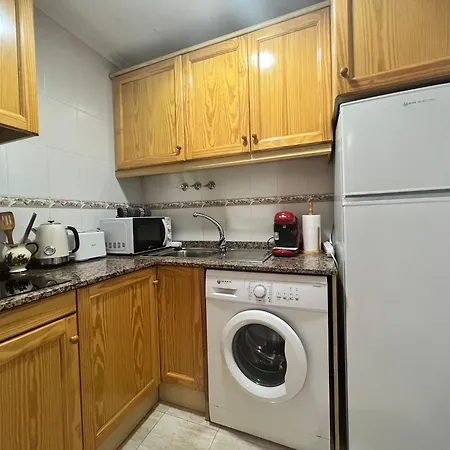 Marinasunbeach Canovas 2 Apartment